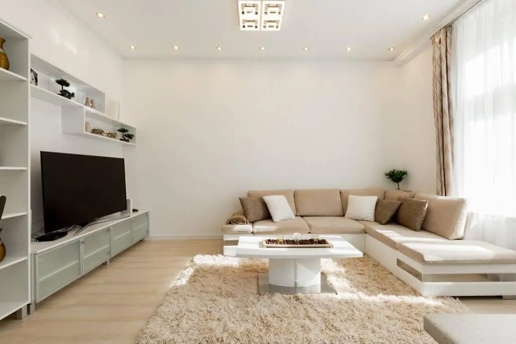 Apartment Eiffel Palace Luxury Dream Home 1 Budapest